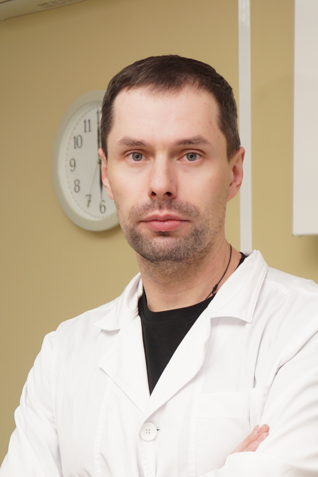 Касьянов  Андрей Ренатович - врач-гинеколог 