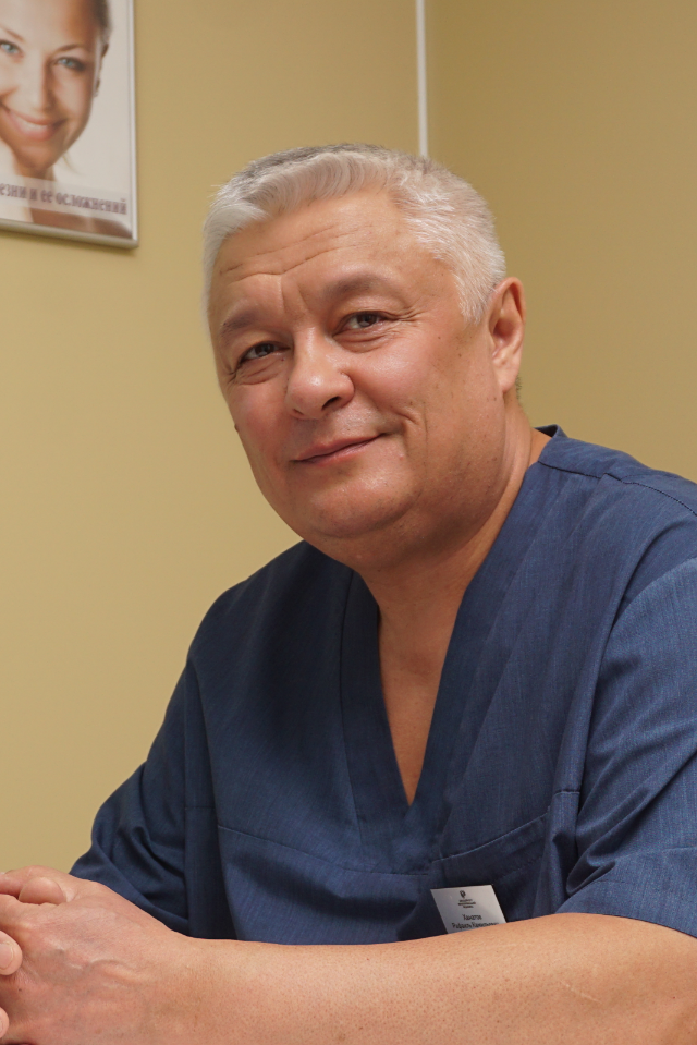 Рафаил Камильевич Хаматов - Врач-хирург, травматолог-ортопед
